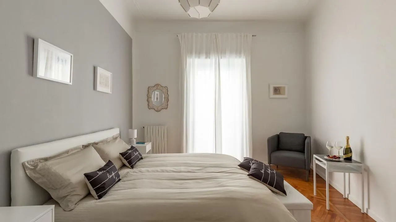 Tailors' Home Sempione - 2 Bedrooms Milan 0*,  Italy
