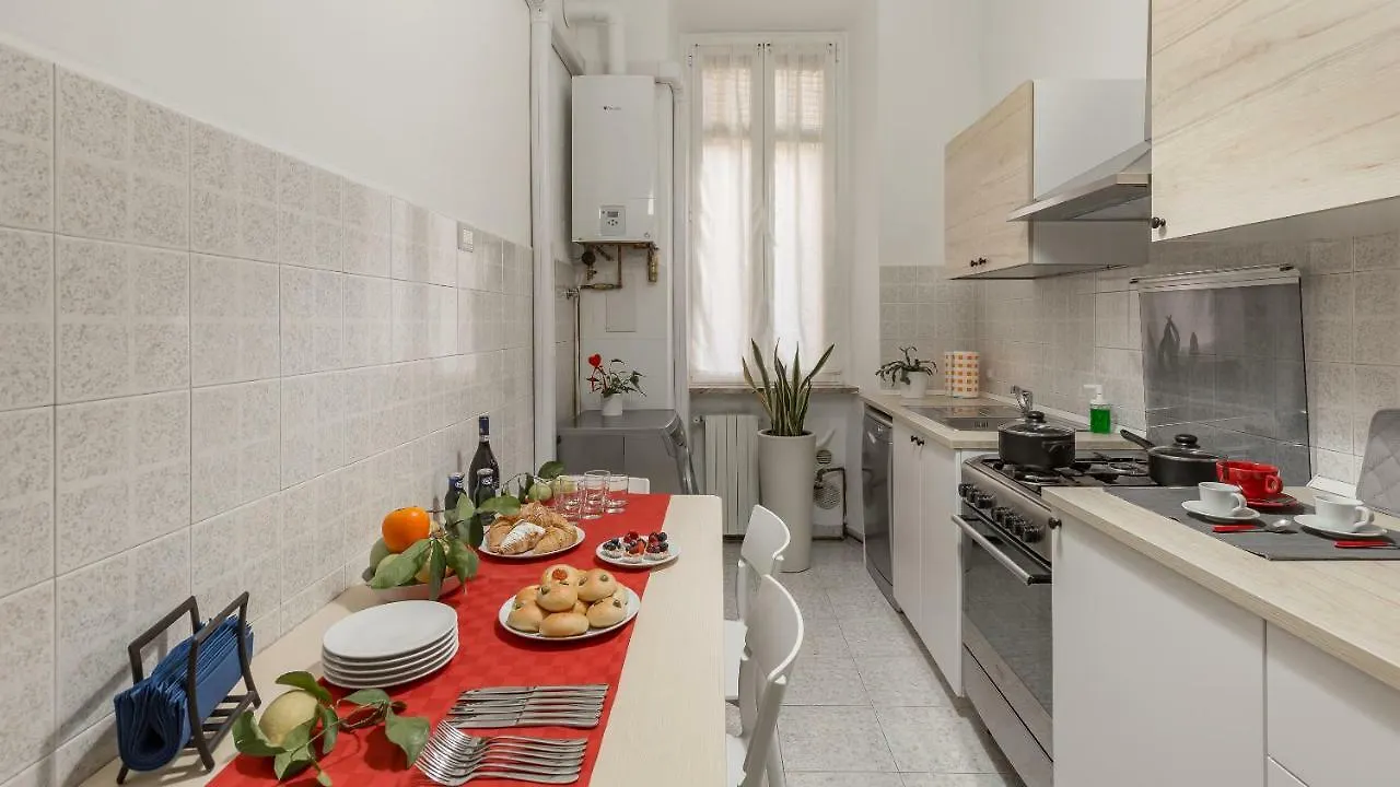 Tailors' Home Sempione - 2 Bedrooms Milan 0*,  Italy